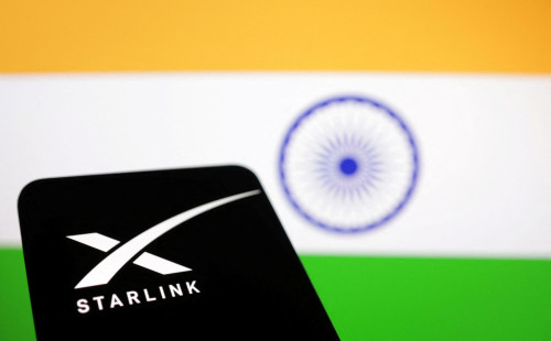2025-07-09T095604Z_1_LYNXMPEL680DO_RTROPTP_4_MUSK-INDIA-STARLINK-RELIANCE-1
