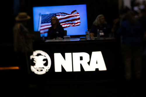 2025-07-17T135335Z_2_LYNXMPEL6G0MY_RTROPTP_4_USA-GUNS