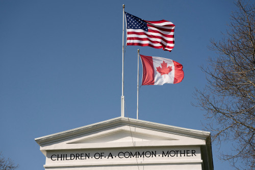 2025-08-21T200936Z_1_LYNXMPEL7K0WY_RTROPTP_4_USA-CANADA-REFUGEES